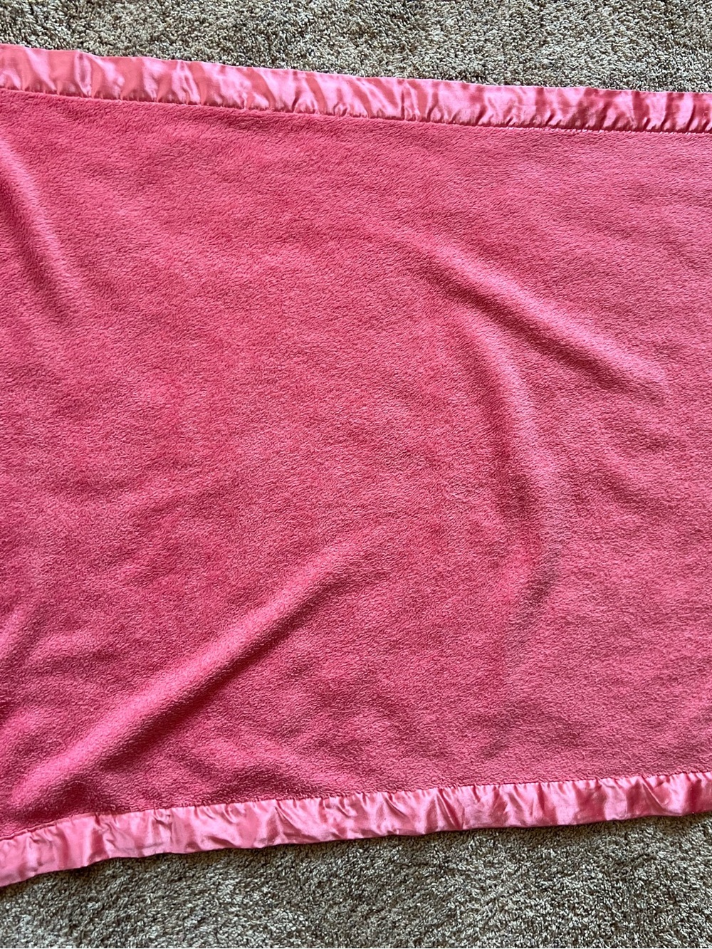Elegant Baby Pink Blanket - Picture 2 of 3